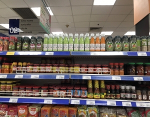 Đặc sản muối ớt xanh được trưng bày tại các siêu thị